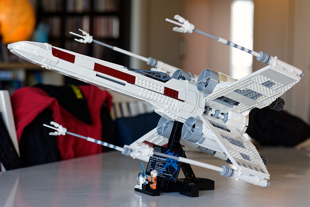 Lego Star Wars UCS A-Wing starfighter ( 75% complete, fashion missing stand, no figure)